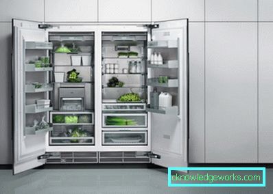 Маленький вбудований холодильник
