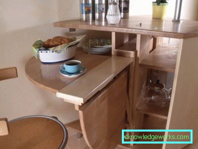 Складаний кухонний стіл
